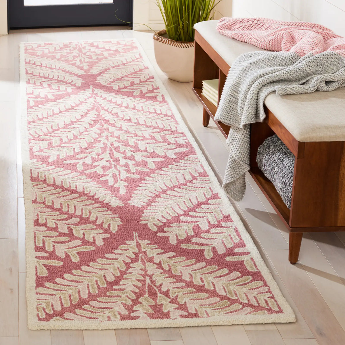Safavieh Capri 2'-3" x 11'-0" Rug in Pink / Ivory