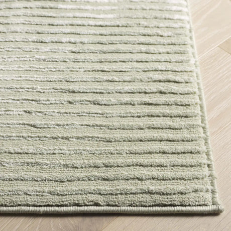 Safavieh Revive 4'-0" x 6'-0" Rug in Sage / Ivory