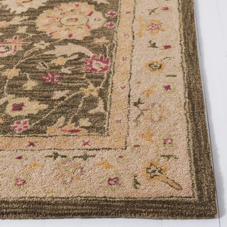 Safavieh Anatolia 4'-0" x 6'-0" Rug in Olive Grey / Beige