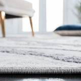 Safavieh Amelia 4'-5" x 6'-5" Rug in Grey / Blue