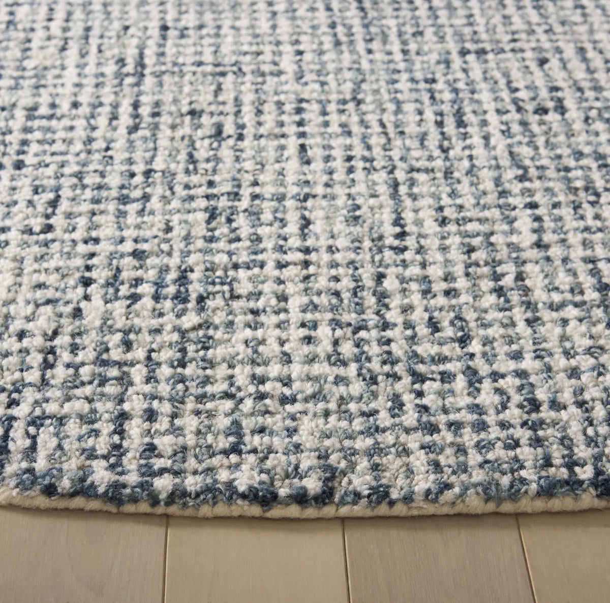Safavieh Martha Stewart 6'-0" x 6'-0" Rug in Blue / Ivory