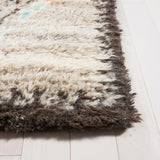 Safavieh Kenya 5'-0" x 8'-0" Rug in Natural / Multi