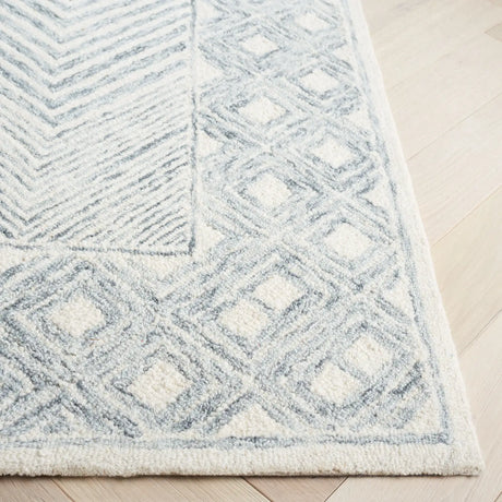 Safavieh Ebony 4'-0" x 6'-0" Rug in Grey / Ivory