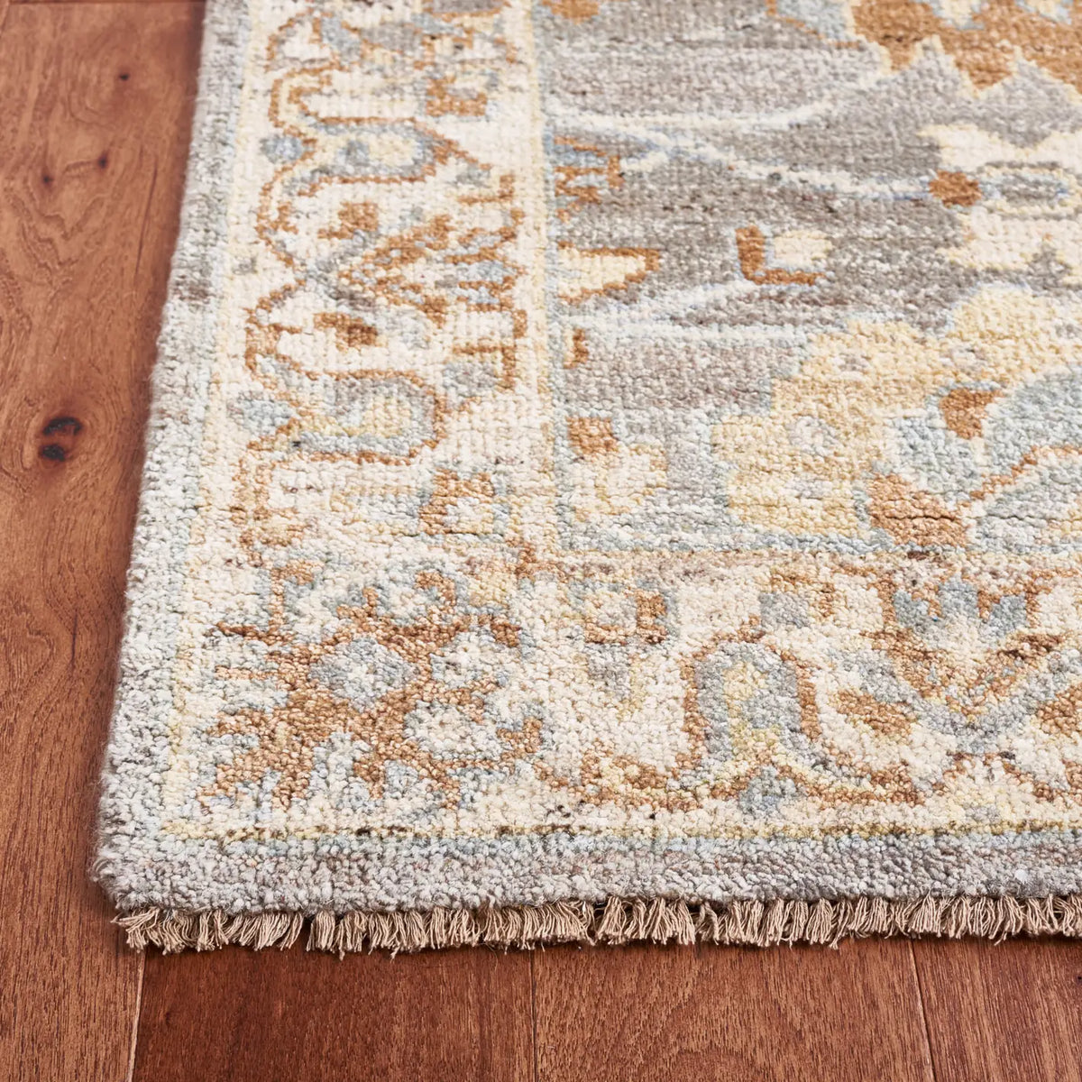 Safavieh Oushak 6'-0" x 9'-0" Rug in Grey / Ivory