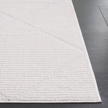 Safavieh Carter 4'-0" x 6'-0" Rug in Ivory / Taupe