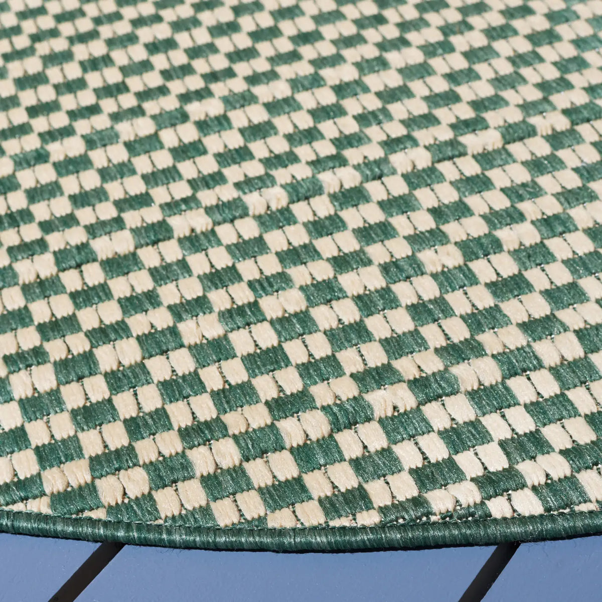 Safavieh Courtyard 6'-7" x 6'-7" Rug in Dark Green / Beige
