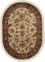 Safavieh Classic 4'-6" x 6'-6" Rug in Ivory / Red