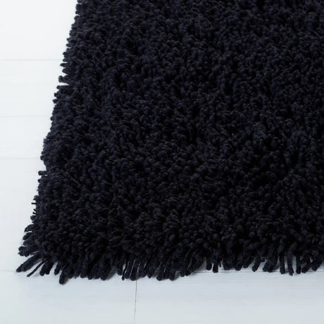 Safavieh Shag 5'-0" x 8'-0" Rug in Black