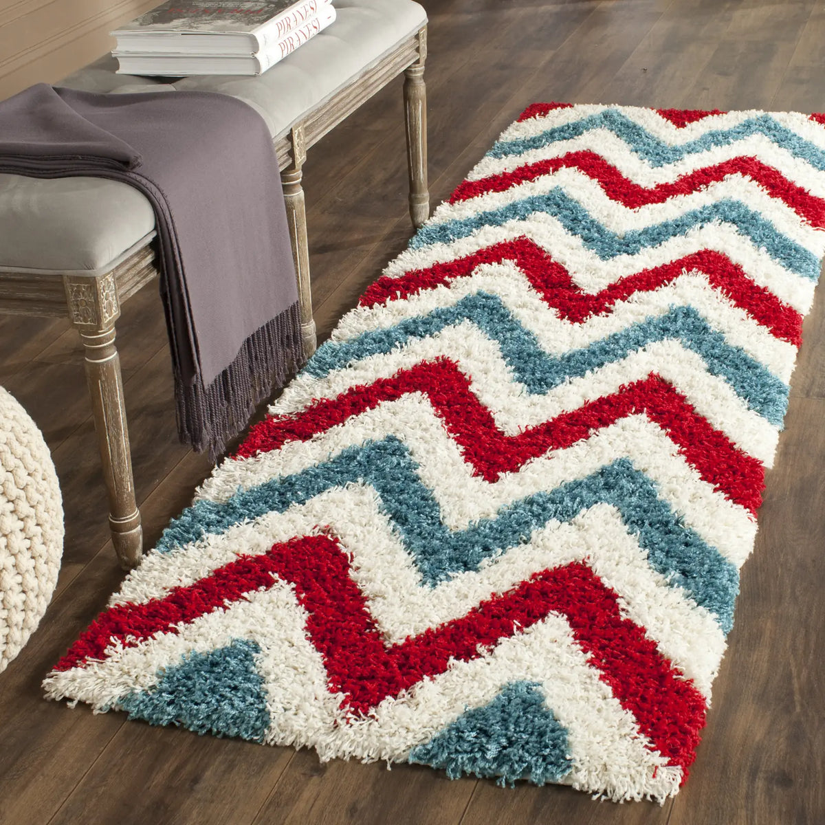 Safavieh Sgk-Shag Kids 2'-3" x 7'-0" Rug in Ivory / Red