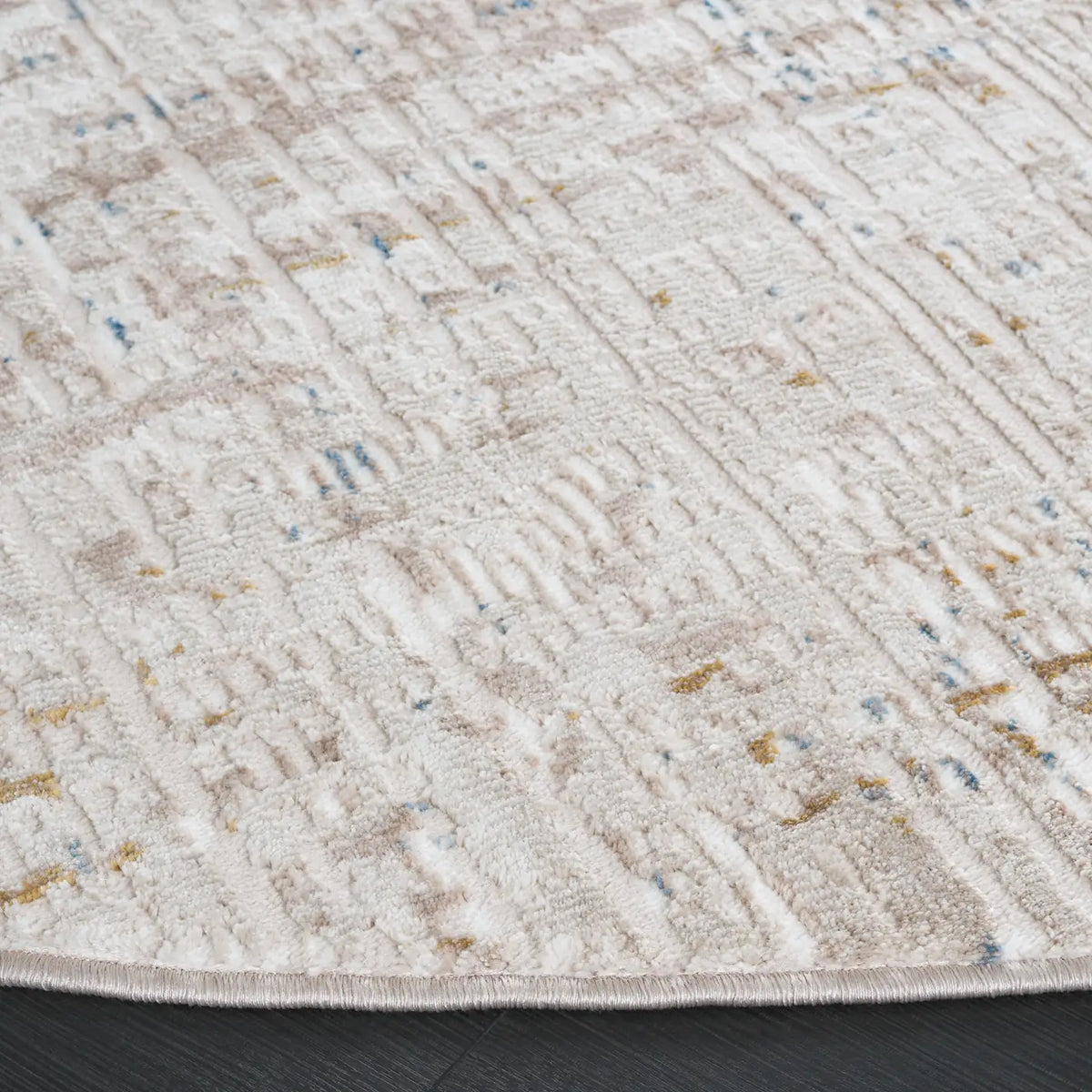 Safavieh Prestige 6'-7" x 6'-7" Rug in Beige / Blue