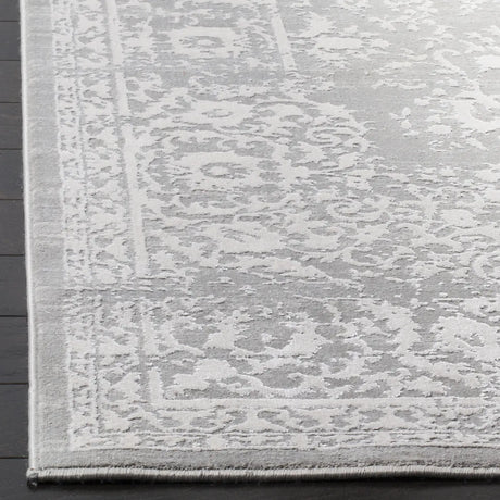Safavieh Princeton 4'-0" x 6'-0" Rug in Grey / Beige