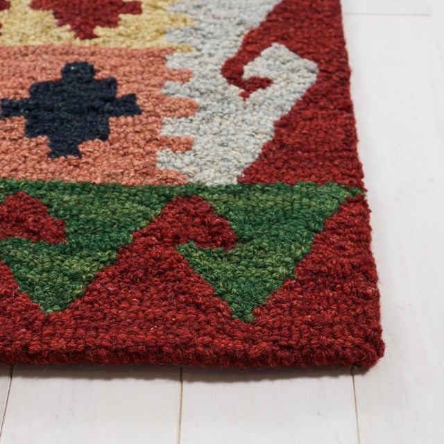 Safavieh Aspen 4'-0" x 6'-0" Rug in Red / Green
