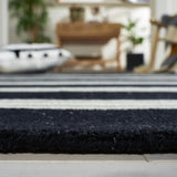 Safavieh Metro 6'-0" x 9'-0" Rug in Black / Ivory