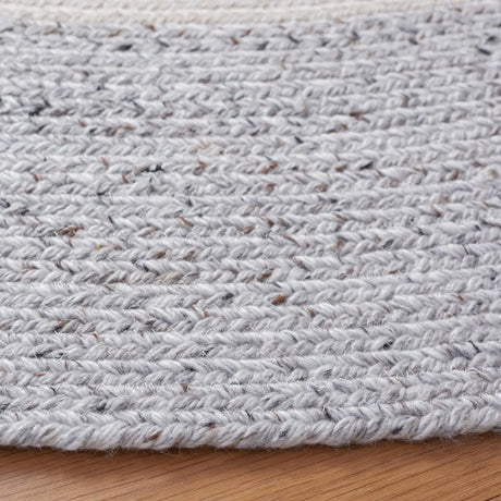 Safavieh Braided 5'-0" x 5'-0" Rug in Ivory / Light Grey