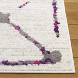 Safavieh Skyler 5'-1" x 7'-6" Rug in Ivory / Pink
