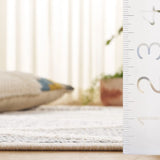 Safavieh Chloe 4'-0" x 6'-0" Rug in Ivory / Grey