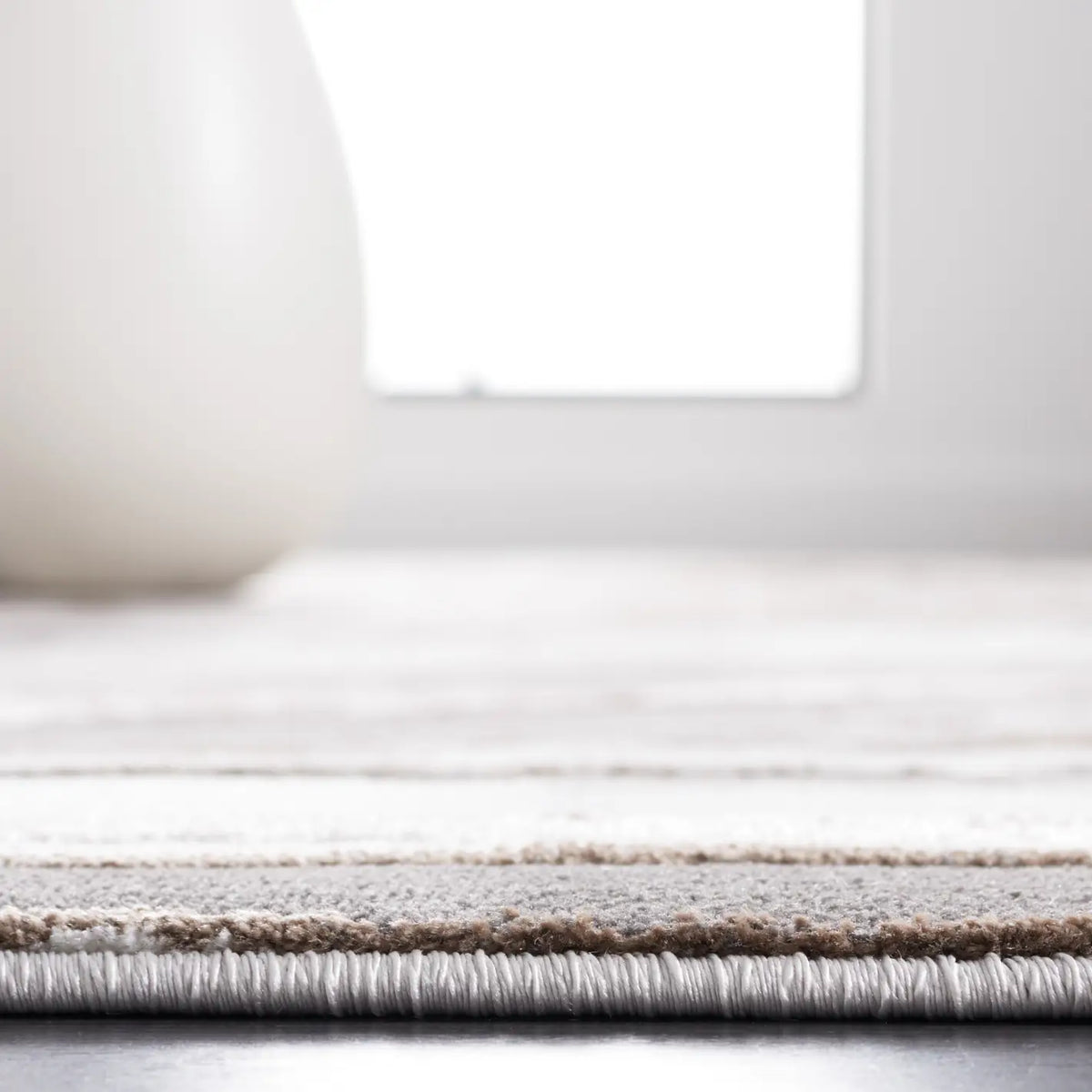 Safavieh Craft 4'-0" x 6'-0" Rug in Grey / Beige