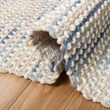 Safavieh Natura 4'-0" x 6'-0" Rug in Black / Ivory