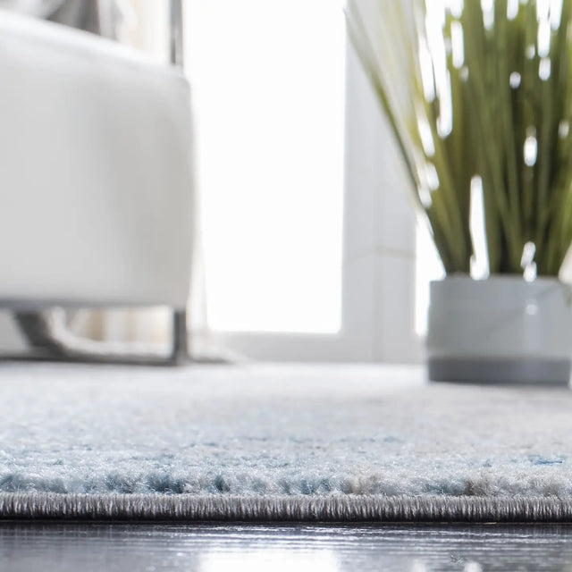 Safavieh Tulum 4'-0" x 6'-0" Rug in Grey / Blue