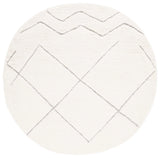 Safavieh Kenya 6'-0" x 6'-0" Rug in Ivory / Grey