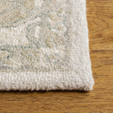 Safavieh Micro-Loop 5'-0" x 8'-0" Rug in Ivory / Beige
