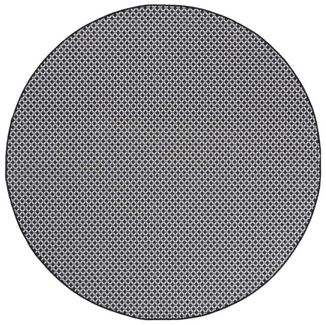 Safavieh Terrace 800 6'-7" x 6'-7" Rug in Black / White