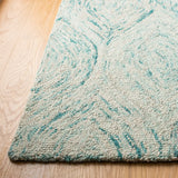 Safavieh Ikat 4'-0" x 6'-0" Rug in Ivory / Sea Blue