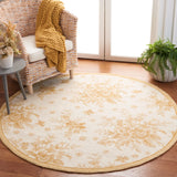 Safavieh Chelsea 5'-6" x 5'-6" Rug in Ivory / Gold