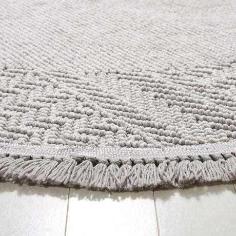 Safavieh Camden 5'-3" x 5'-3" Rug in Grey