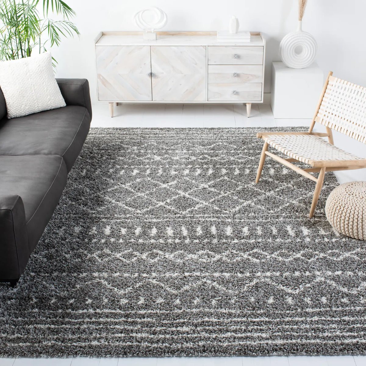 Safavieh Arizona Shag 10'-0" x 14'-0" Rug in Brown / Ivory