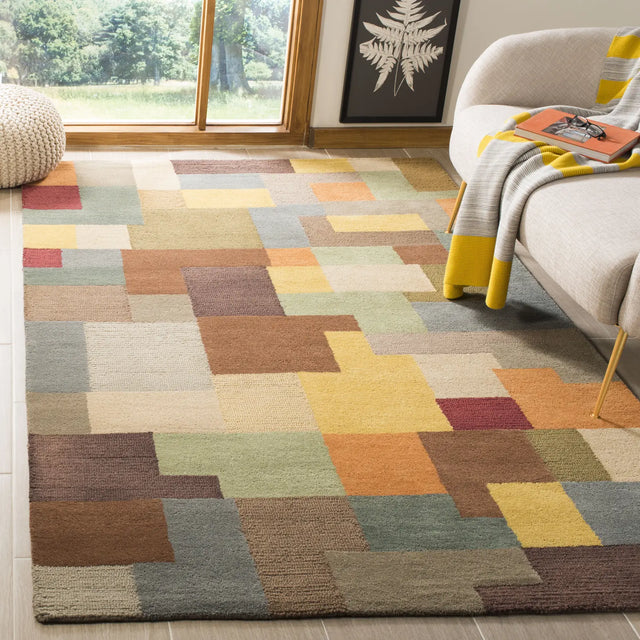 Safavieh Soho 3'-6" x 5'-6" Rug in Multi