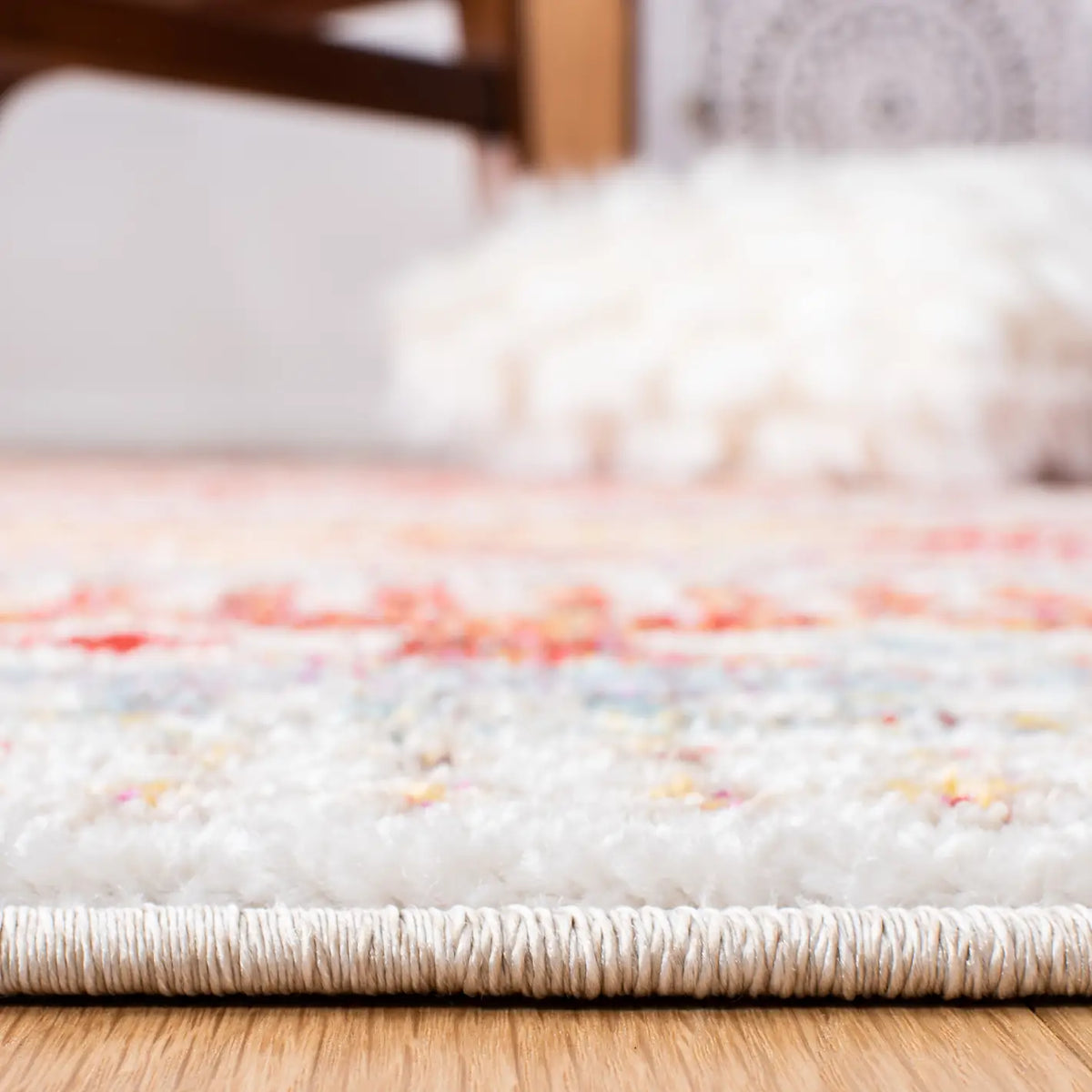 Safavieh Adirondack 4'-0" x 6'-0" Rug in Rust / Ivory