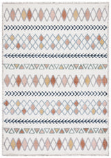 Safavieh Marrakesh 4'-0" x 6'-0" Rug in Ivory / Multi
