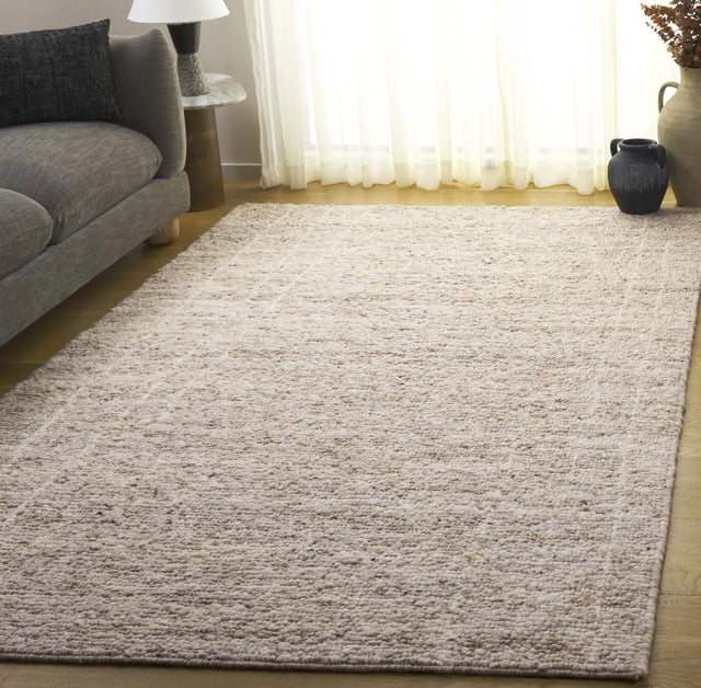 Safavieh Natura 5'-0" x 8'-0" Rug in Beige / Ivory