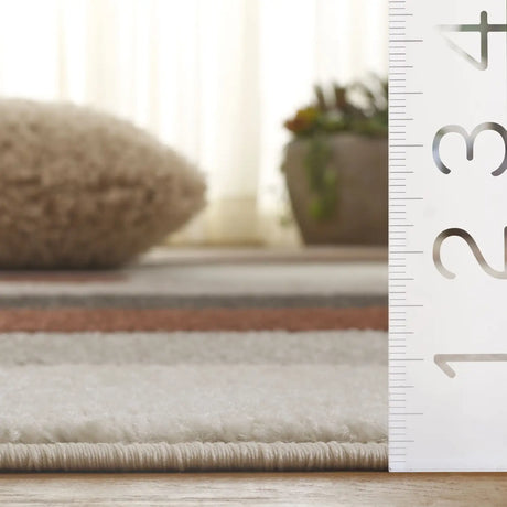 Safavieh Adirondack 4'-0" x 6'-0" Rug in Beige / Rust