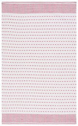 Safavieh Montauk 4'-0" x 6'-0" Rug in Red / Ivory