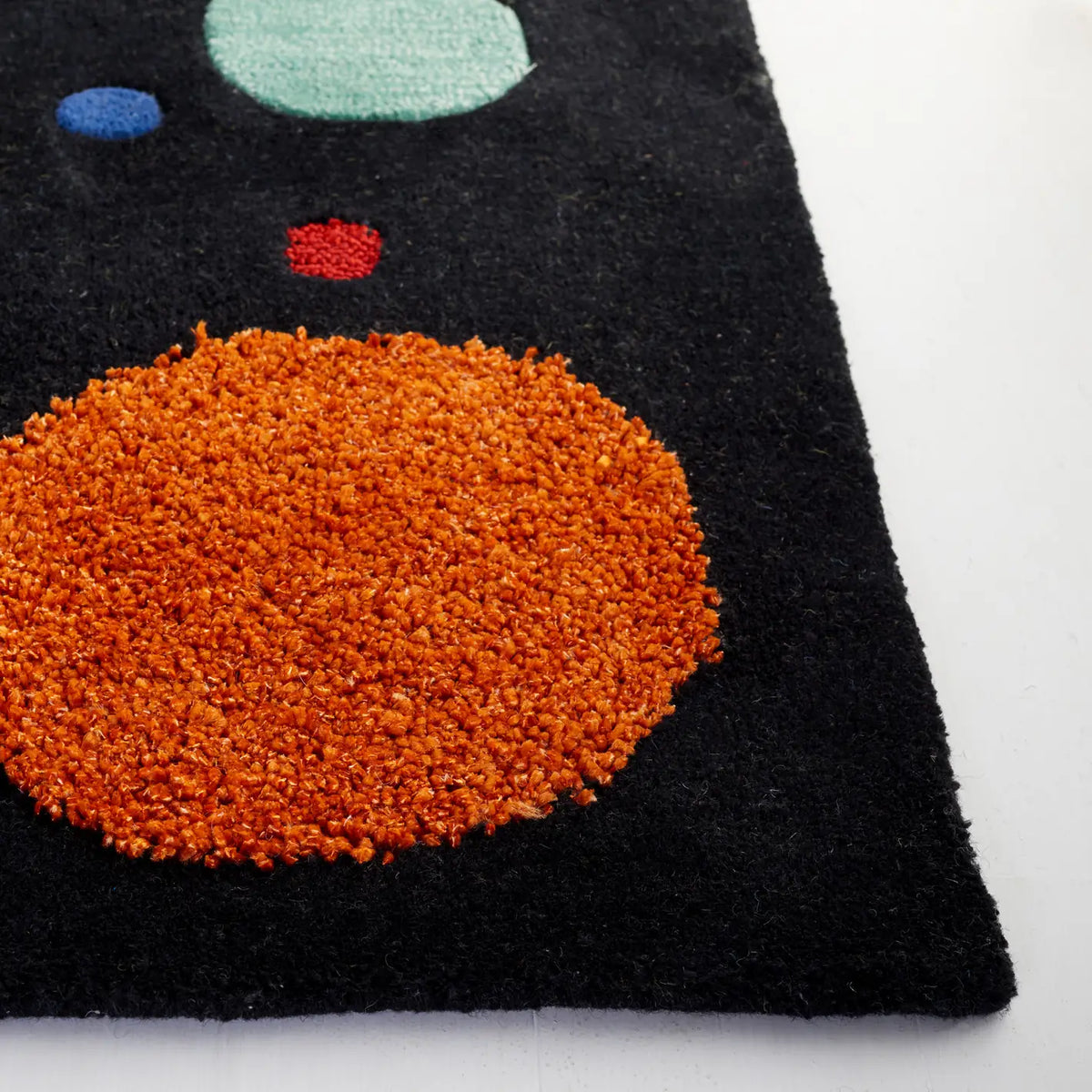 Safavieh Soho 3'-6" x 5'-6" Rug in Black / Multi