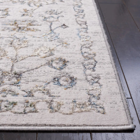 Safavieh Bel Air 4'-5" x 6'-5" Rug in Beige / Grey