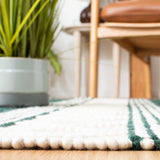 Safavieh Natura 4'-0" x 6'-0" Rug in Ivory / Green