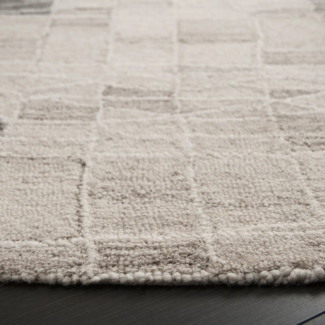 Safavieh Pine 6'-0" x 6'-0" Rug in Ivory / Light Brown