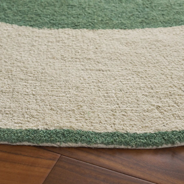 Safavieh Easy Care 6'-0" x 6'-0" Rug in Ivory / Green