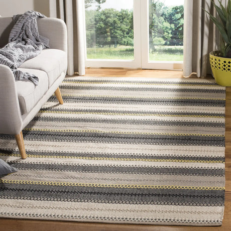 Safavieh Striped Kilim 5'-0" x 8'-0" Rug in Grey