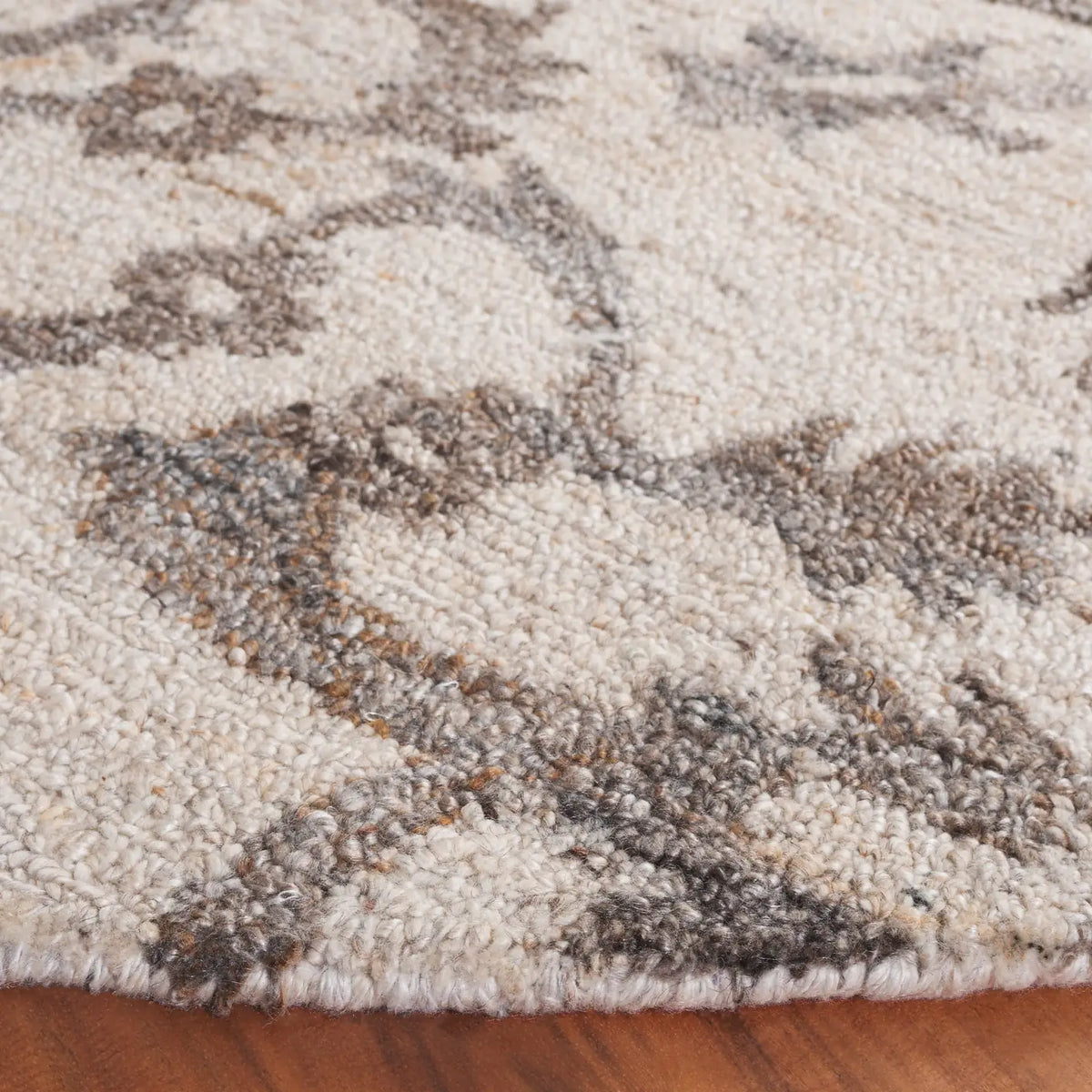 Safavieh Anatolia 6'-0" x 6'-0" Rug in Ivory / Brown