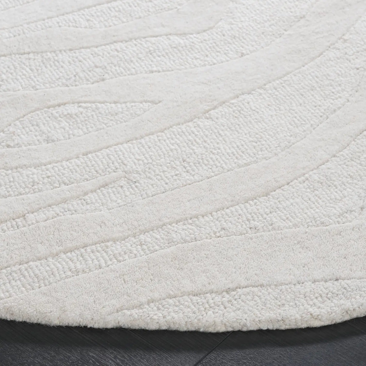 Safavieh Rodeo Drive 6'-0" x 6'-0" Rug in Ivory