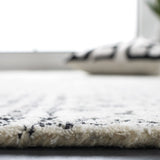 Safavieh Abstract 4'-0" x 6'-0" Rug in Black / Ivory