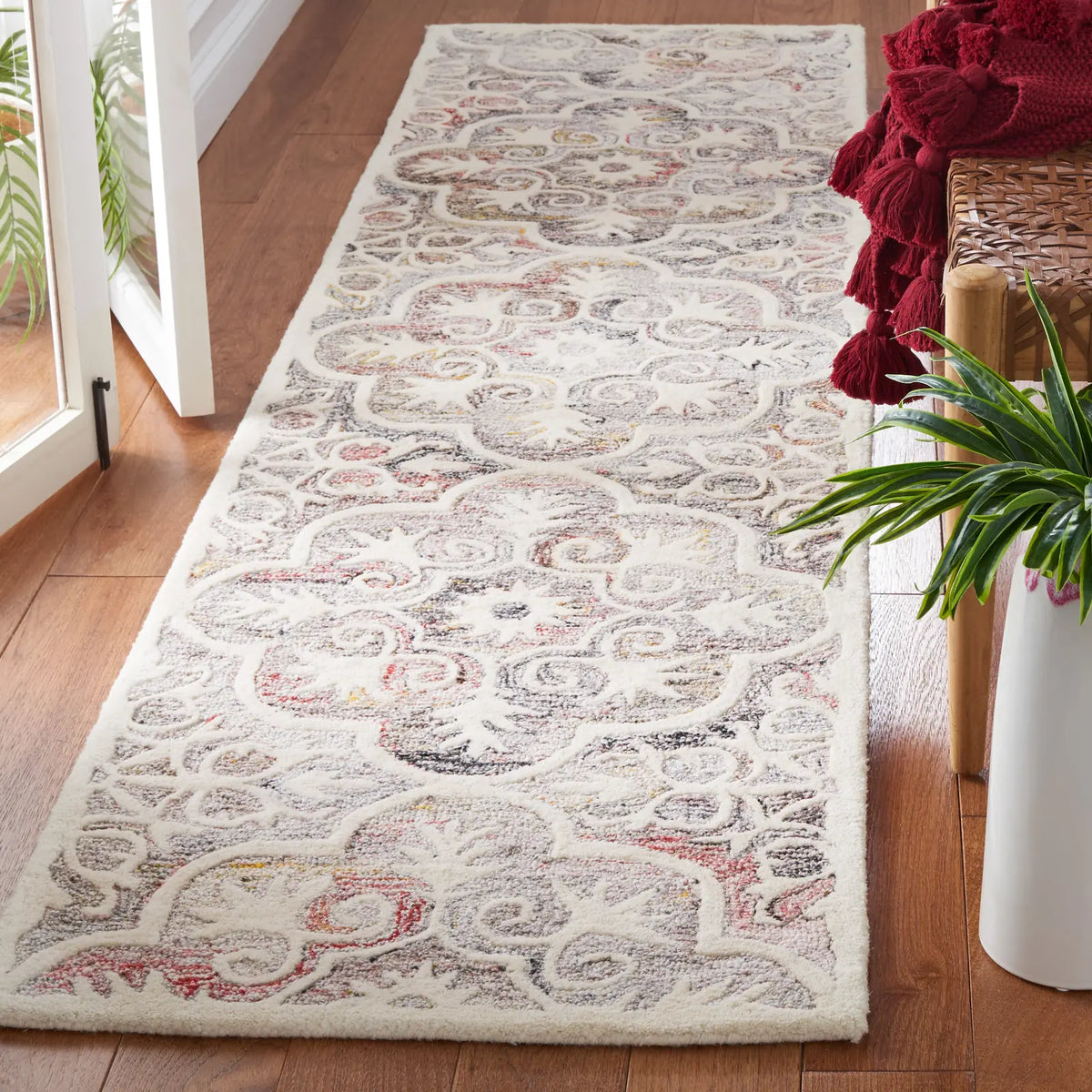 Safavieh Metro 2'-3" x 9'-0" Rug in Red / Ivory