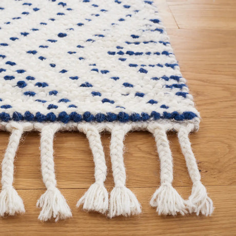 Safavieh Natura 4'-0" x 6'-0" Rug in Ivory / Blue