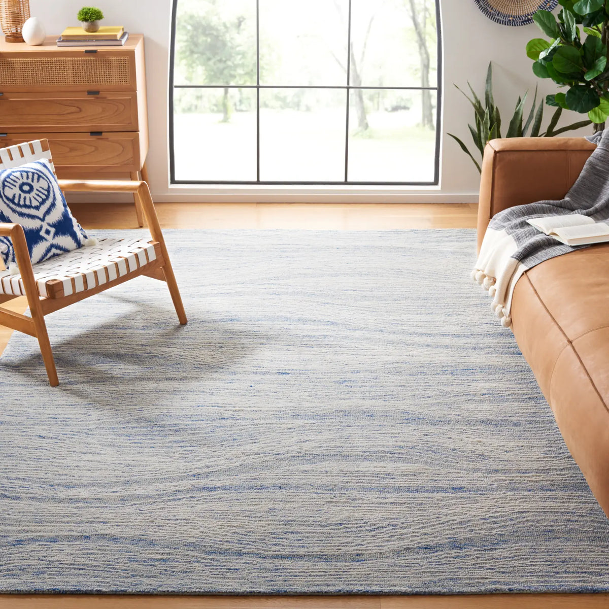 Safavieh Metro 10'-0" x 14'-0" Rug in Blue / Ivory