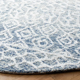 Safavieh Glamour 6'-0" x 6'-0" Rug in Blue / Ivory