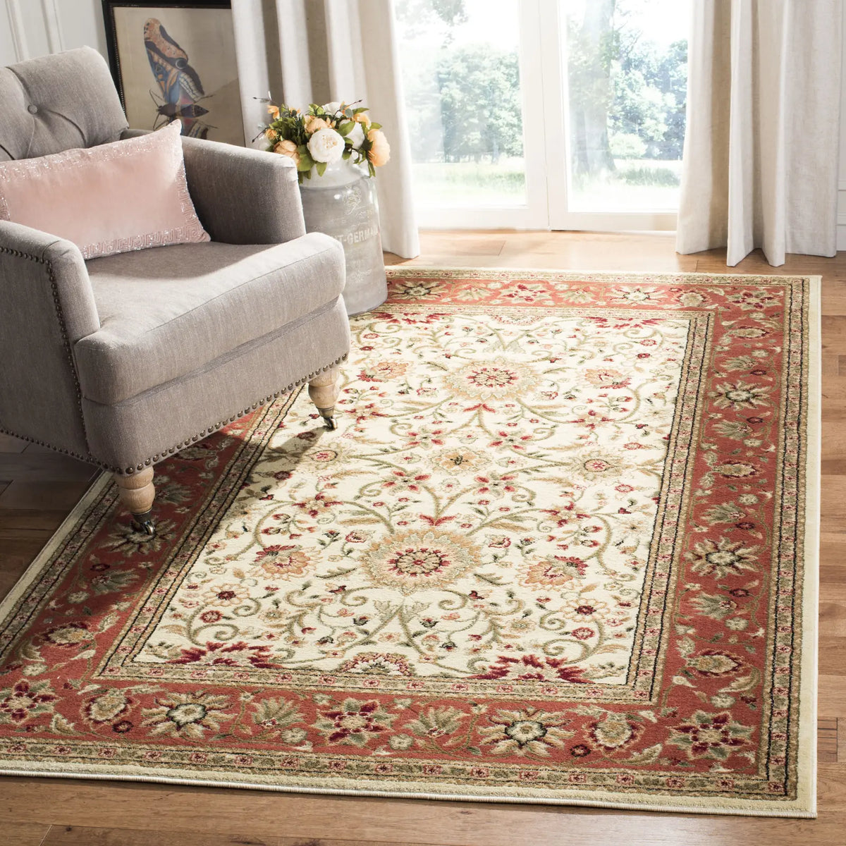 Safavieh Lyndhurst 4'-0" x 6'-0" Rug in Ivory / Rust